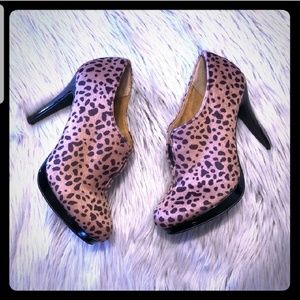 Style & Co Leopard Booties - size 8